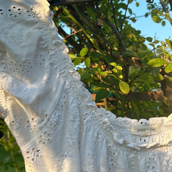 white lace top ☁️ - Picture 4 of 4